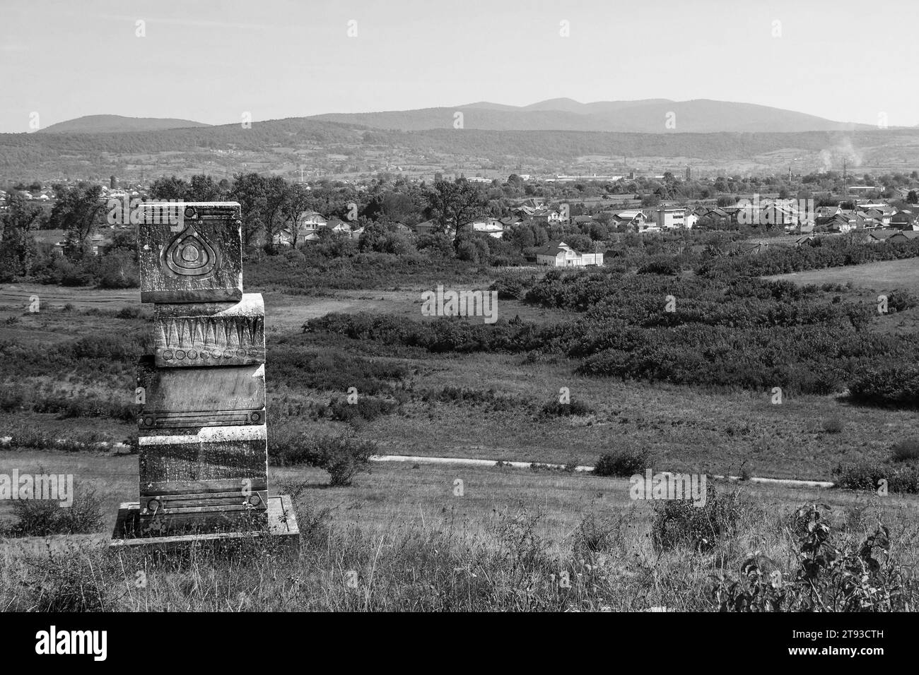 Der Garavice Memorial Park für die Opfer des faschistischen Terrors, ein Partisanendenkmal aus der jugoslawischen Zeit im 2. Weltkrieg in Bihac im Kanton Una-Sana, Bosnien Stockfoto