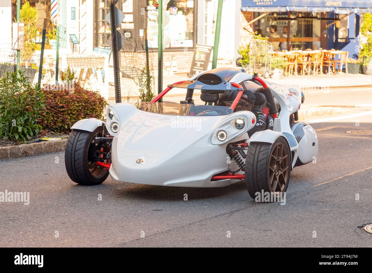 Campagna T-Rex Trike in Arctic while, Greenwich Village, New York City, Vereinigte Staaten von Amerika. Stockfoto
