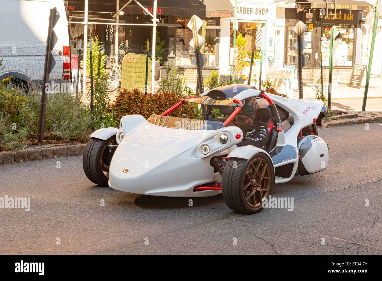 Campagna T-Rex Trike in Arctic while, Greenwich Village, New York City, Vereinigte Staaten von Amerika. Stockfoto