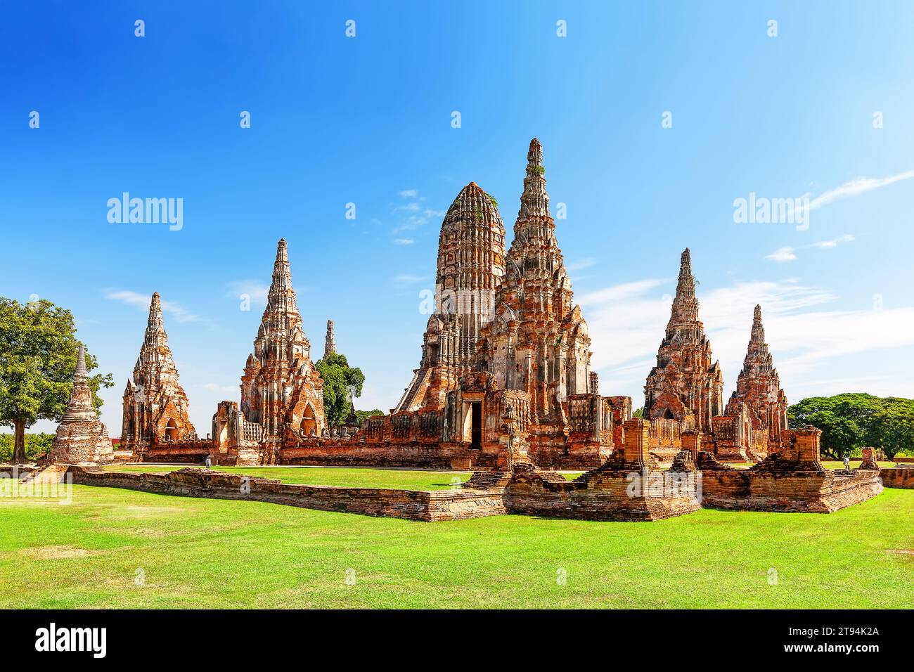 Die Pagode im Tempel Wat Chaiwatthanaram ist einer der berühmten Tempel in Ayutthaya, Thailand. Tempel im Ayutthaya Historical Park, Thailand. UNESCO Welt h Stockfoto