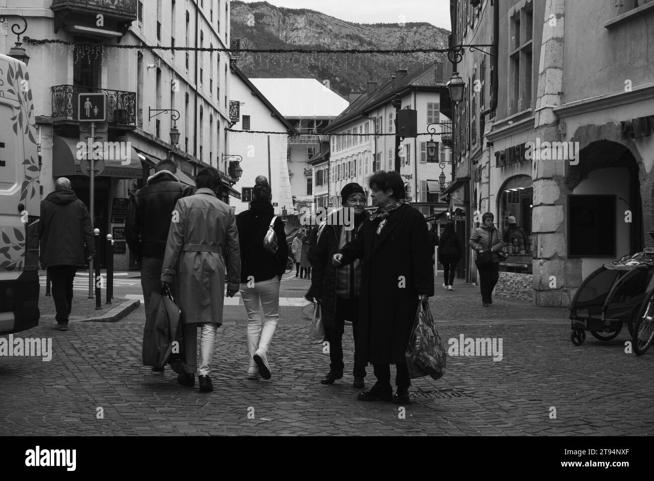 Shopping in annecy frankreich Stockfoto
