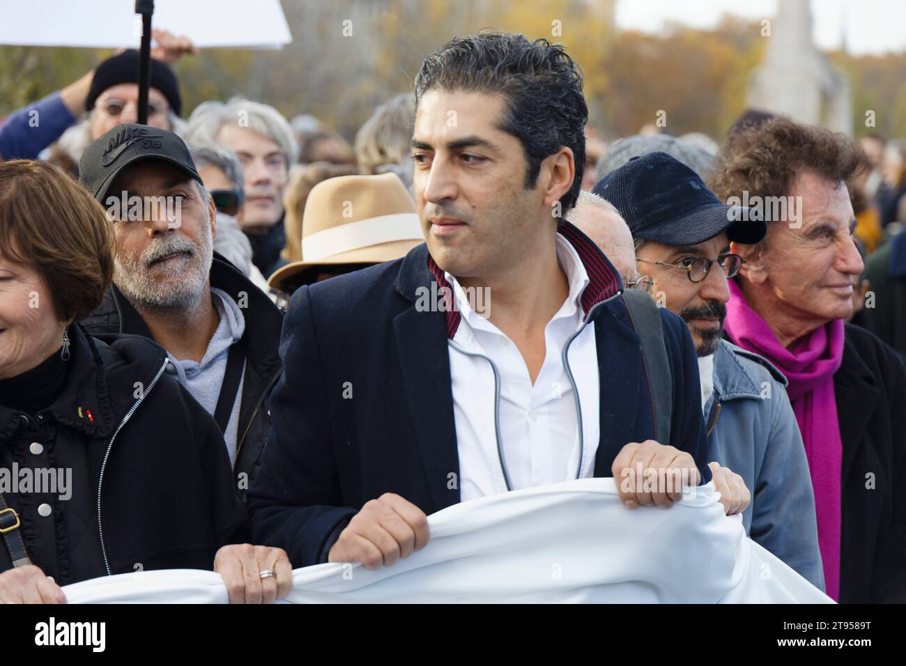 Paris, Frankreich. 19. November 2023, Stille marsch für den Frieden im Nahen Osten in Paris, Frankreich Stockfoto
