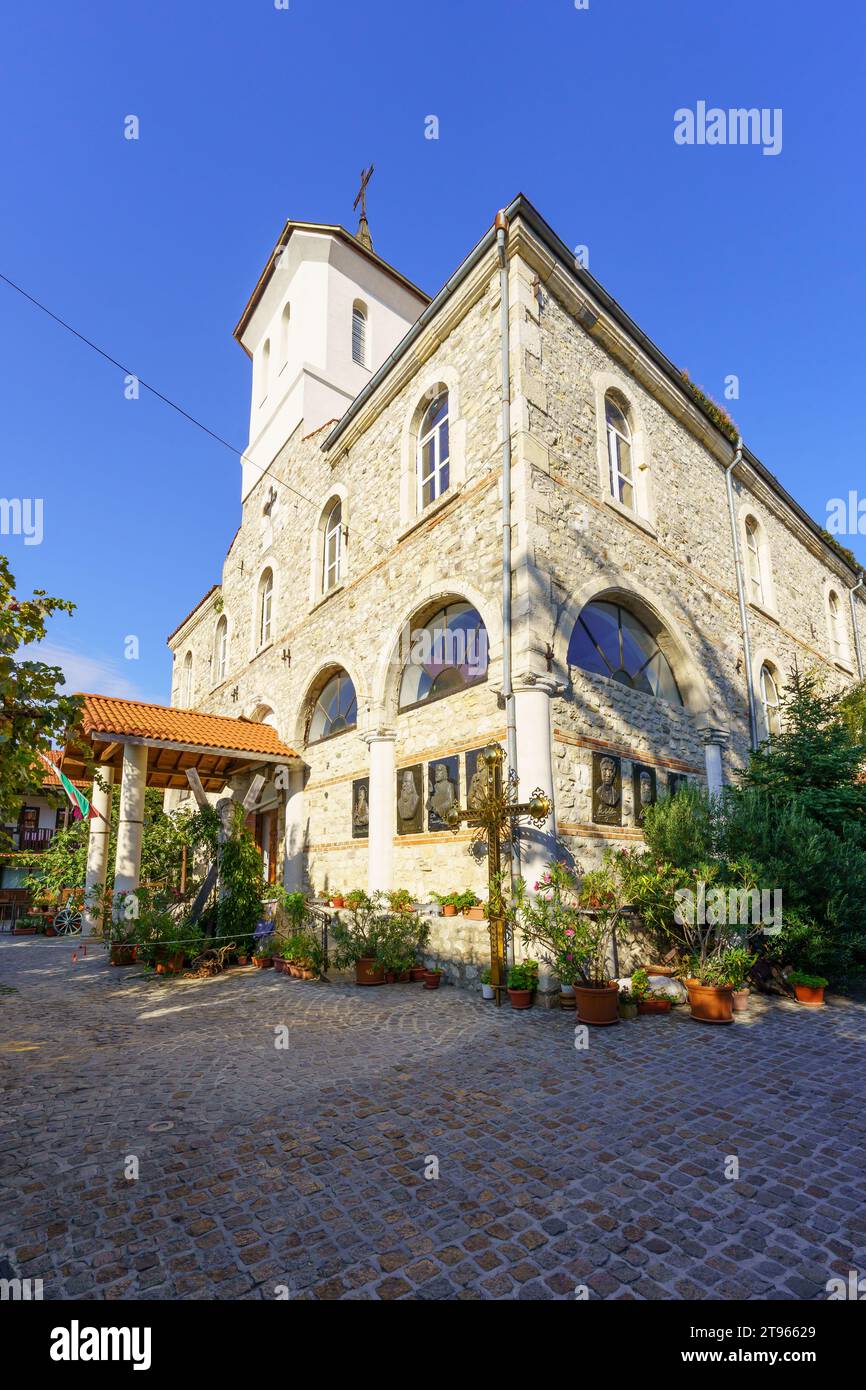 Nesebar, Bulgarien - 20. September 2023: Ansicht der Kirche Dormition des Theotokos in der Altstadt von Nesebar, Bulgarien Stockfoto