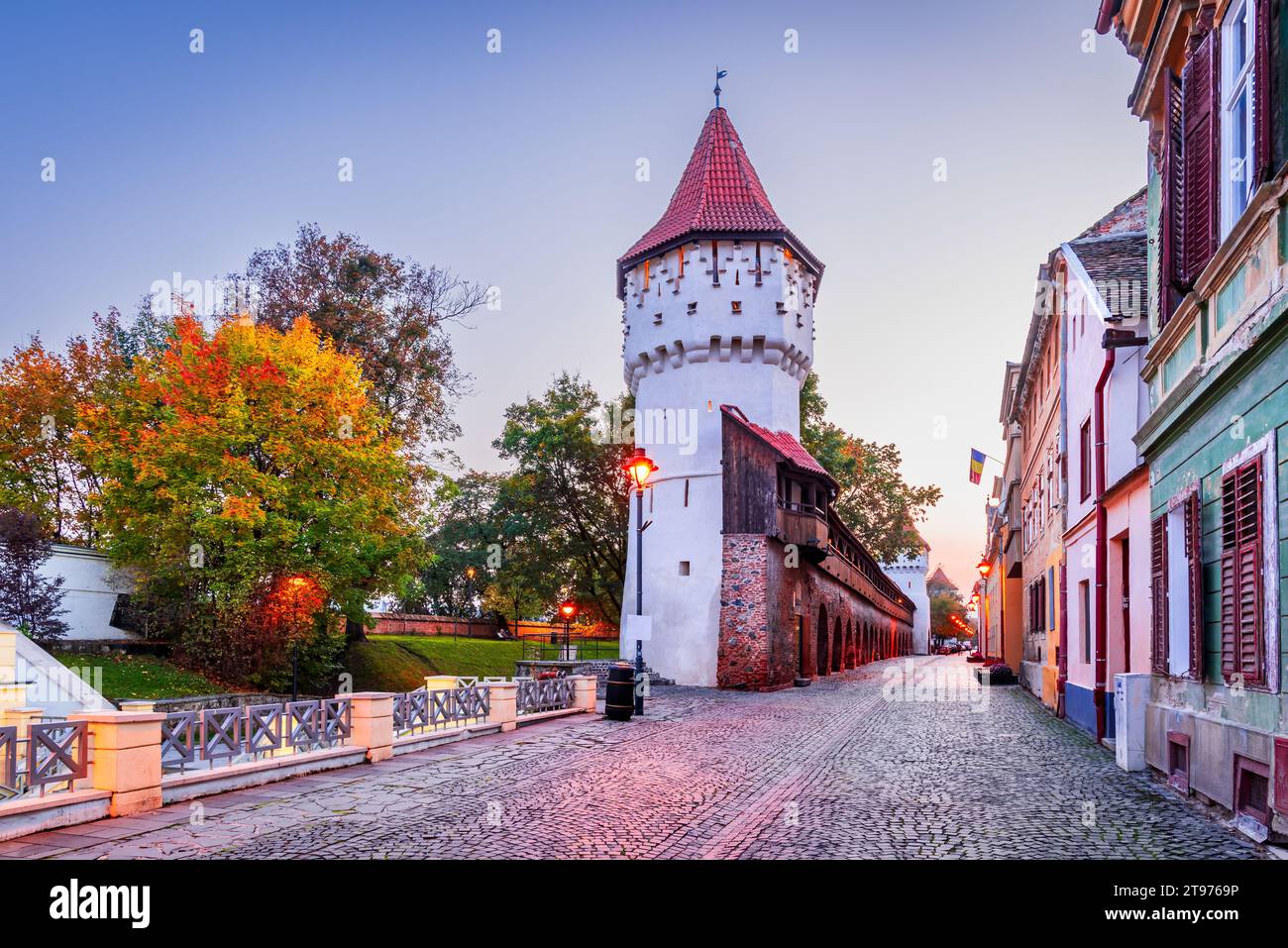 Sibiu, Rumänien. Mittelalterlicher Zimmermannsturm. Siebenbürgen berühmtes Reiseziel. Stockfoto