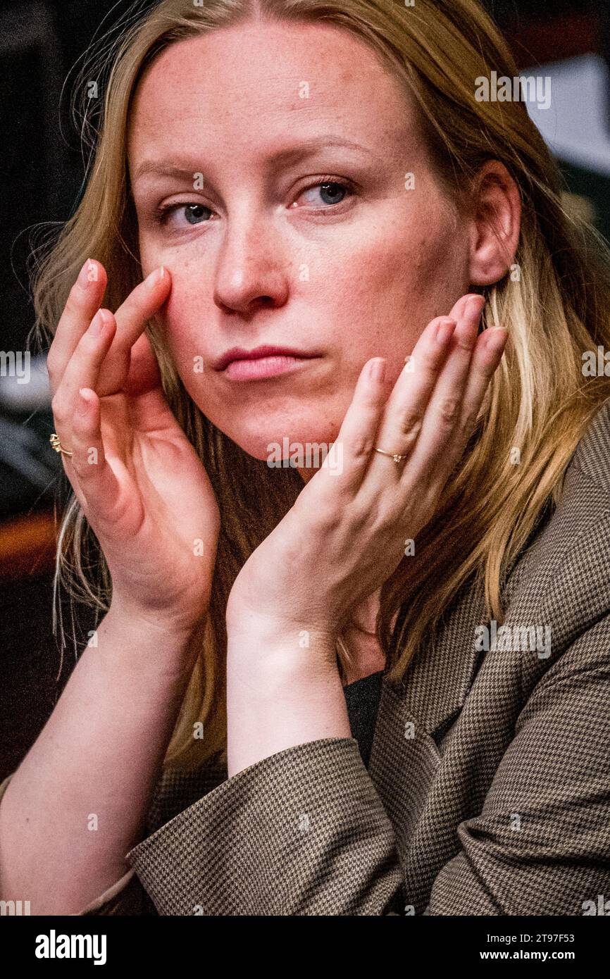 Brüssel, Belgien November 2023. Vooruit's Melissa Depraetere, Bild auf einer Plenartagung der Kammer im Bundesparlament in Brüssel am Donnerstag, den 23. November 2023. BELGA FOTO JASPER JACOBS Credit: Belga News Agency/Alamy Live News Stockfoto