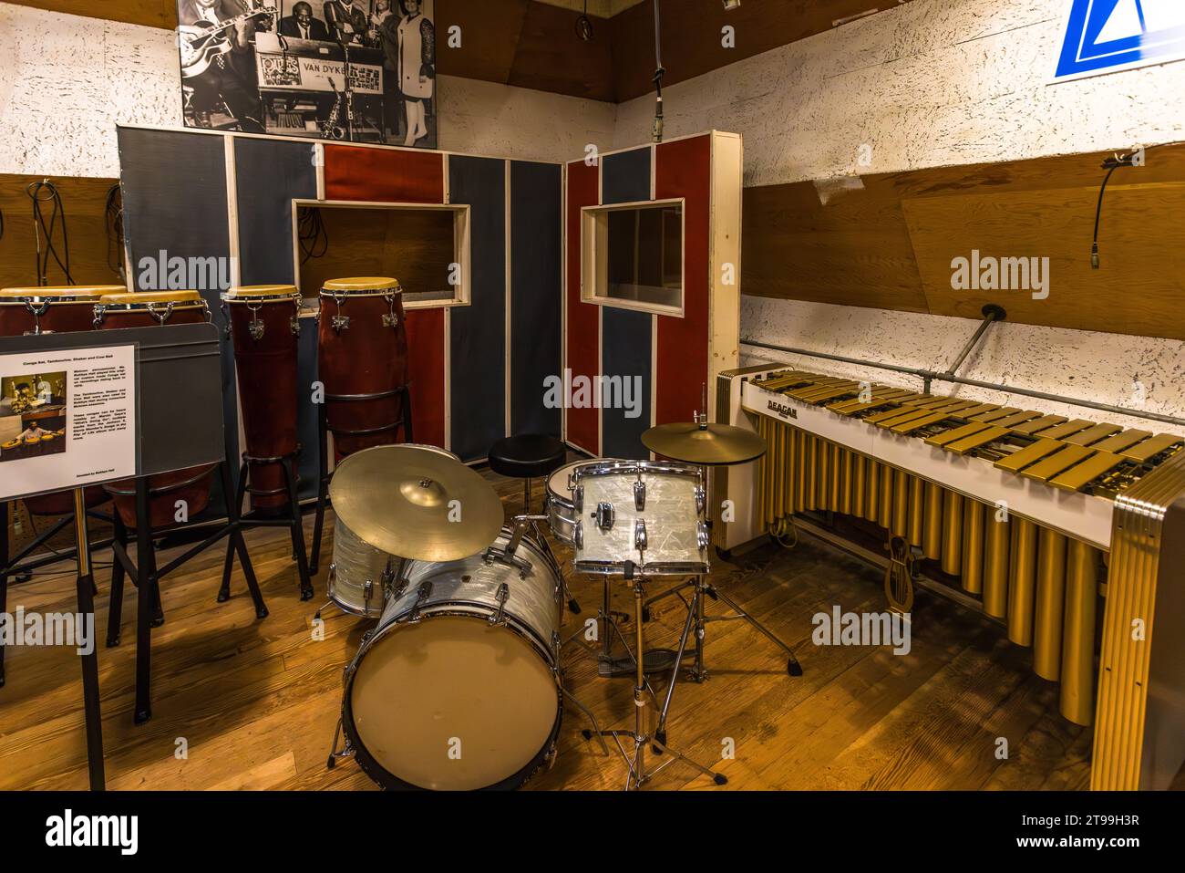 Das berühmte Studio A of Motown Music. Die House-Band Funk Brothers mit Keyboarder Earl Van Dyke und Bassist James Jamerson nahm hier viele Nummer-1-Hits mit Motown-Künstlern auf. Die Motown Studios befinden sich in einer Reihe von Landhäusern im Boston-Edison Historic District in Detroit. Detroit, Usa Stockfoto