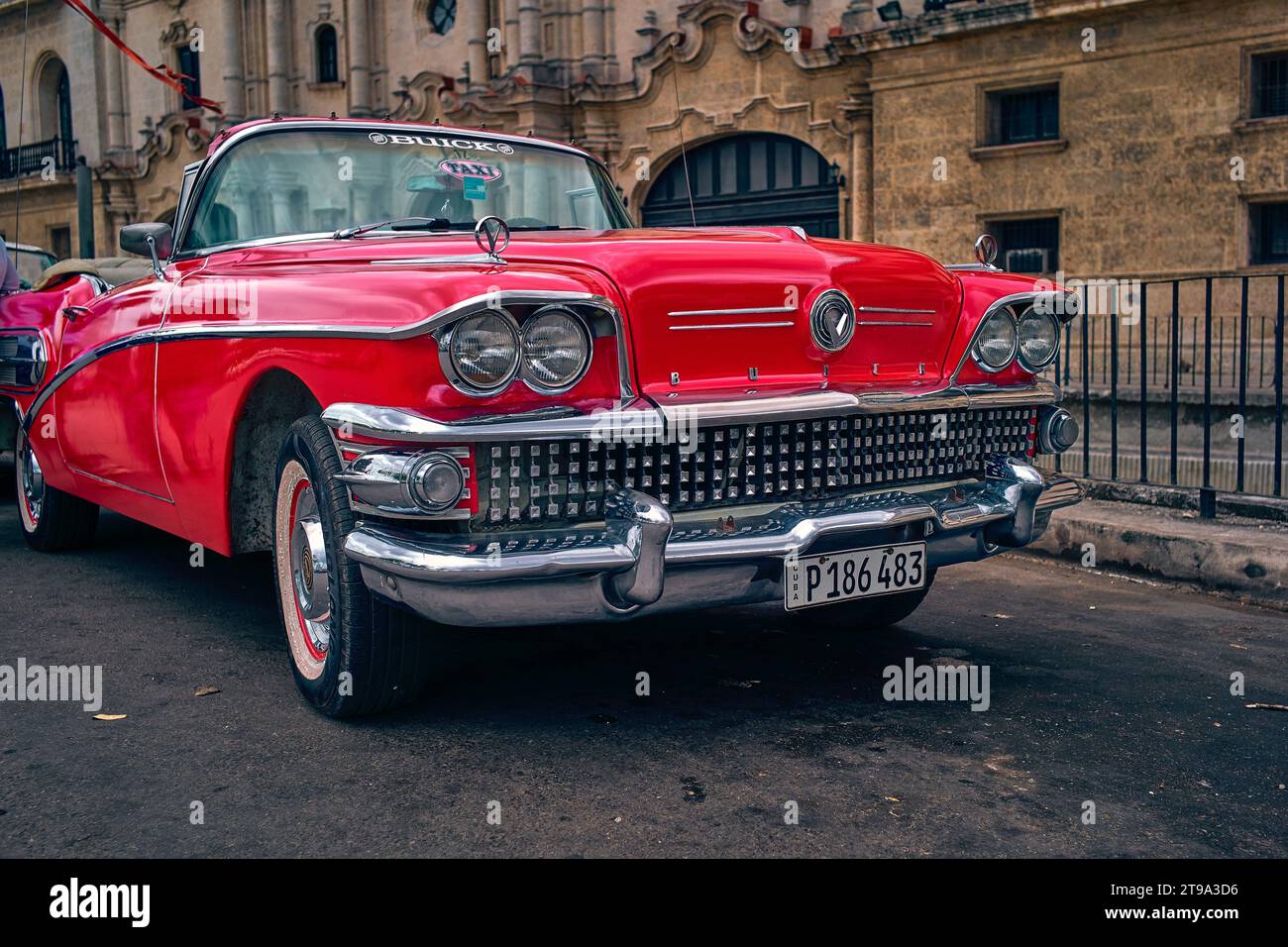 Alte amerikanische Autos in La Havana, Kuba Stockfoto