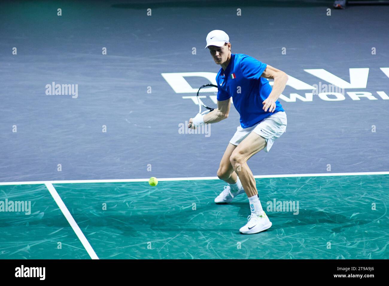 Jannik Sinner von Italien während des Davis Cup Finals 2023, Viertelfinals, des Tennisspiels der Männer zwischen Italien und den Niederlanden am 23. November 2023 im Martin Carpena Pavilion Stadion in Malaga, Spanien Stockfoto