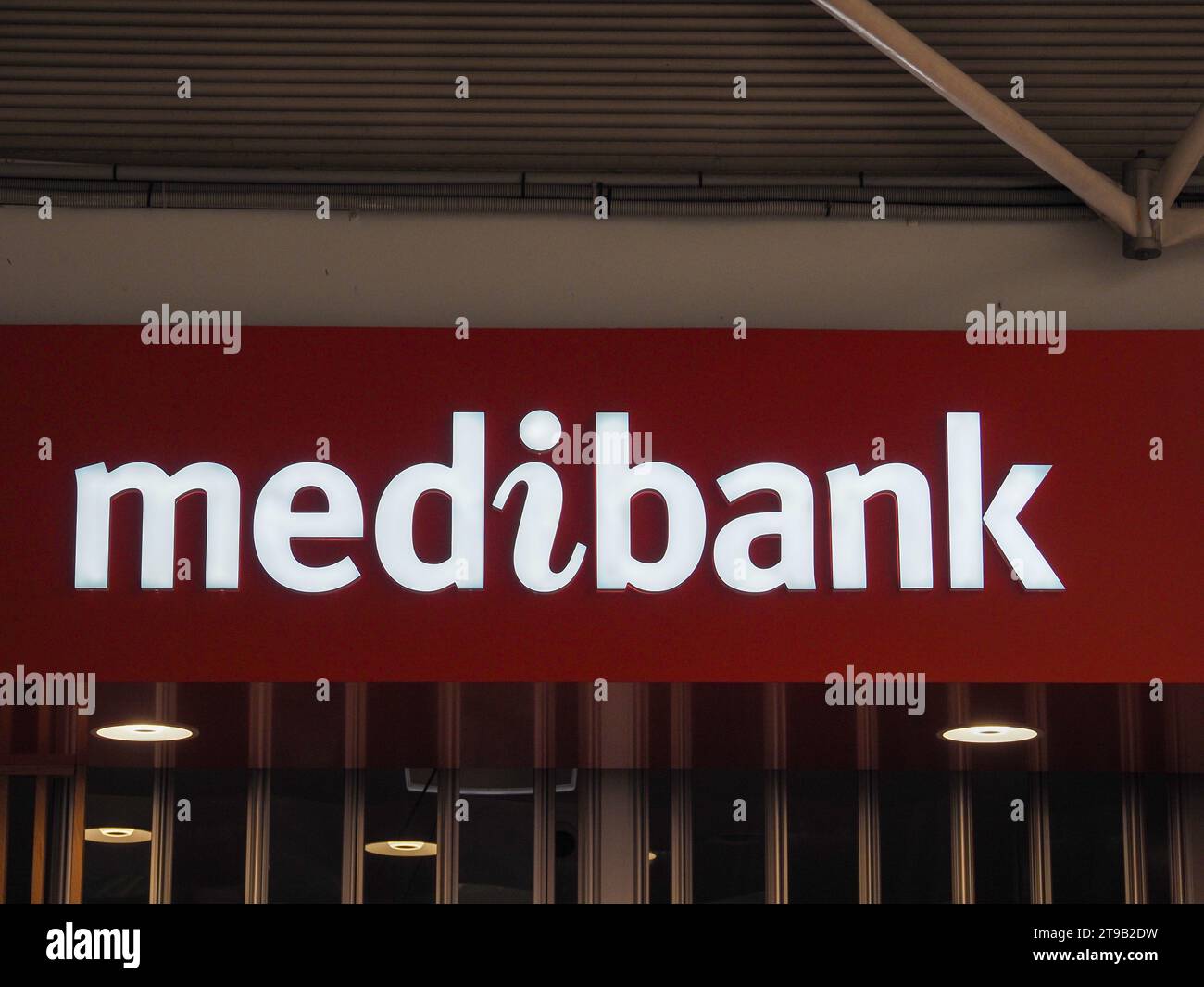 Australien, Canberra, 16. November 2023. Schild für die Medibank-Filiale Stockfoto