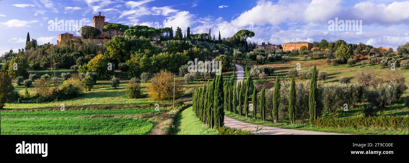 Landschaft der italienischen Landschaft, romantische toskanische Landschaft mit Zypressen und Schlössern. Berühmte Region Val d'orcia, Italien Stockfoto