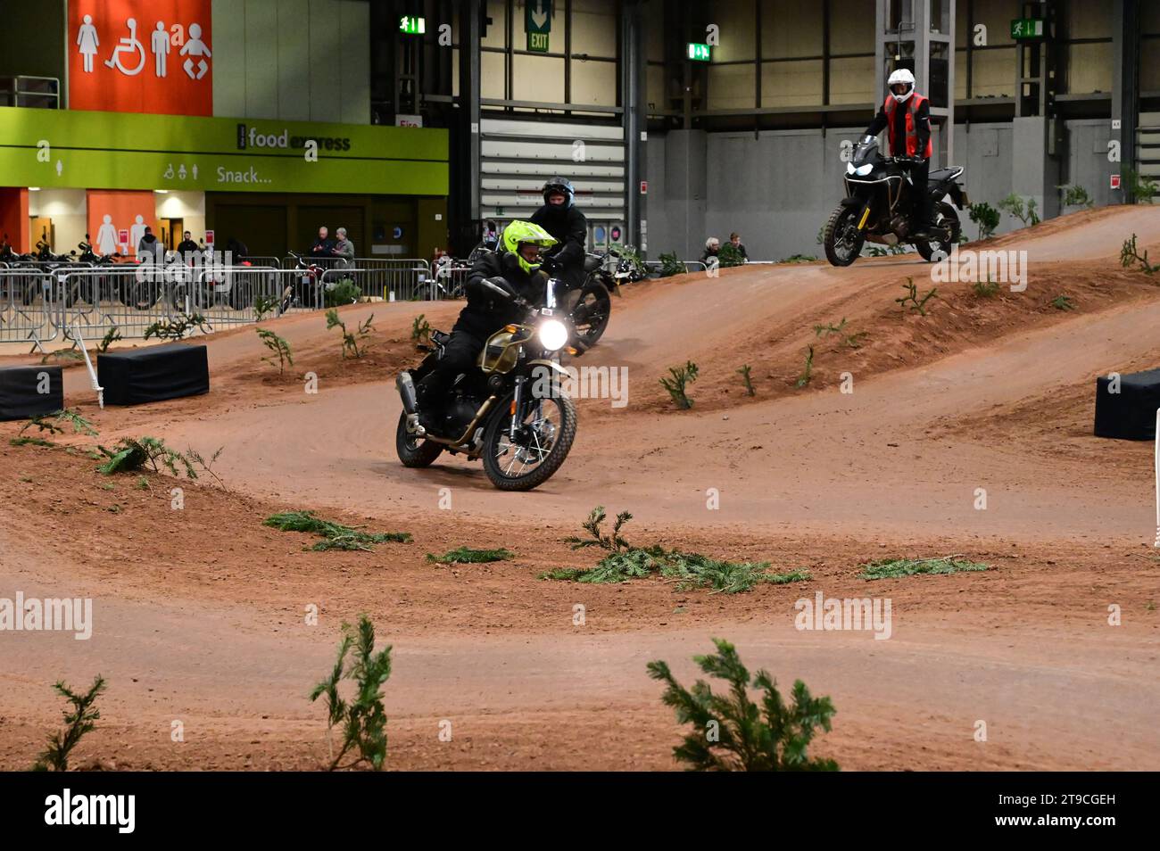 Testbike-Demonstration bei Motorcycle Live in Birmingham am 24. November 2023. Stockfoto