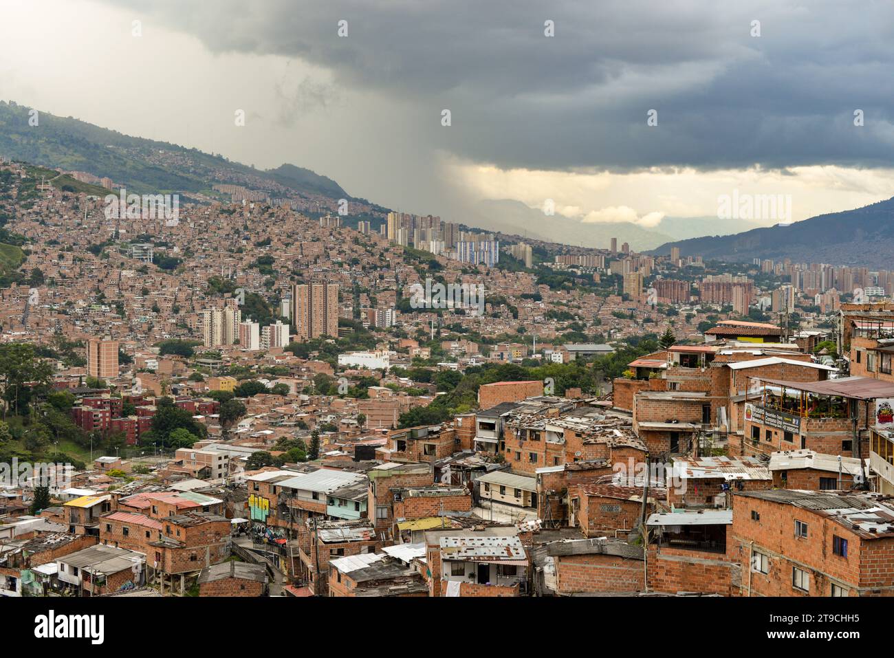 Medellin Skyline Von La Comuna 13 Stockfoto