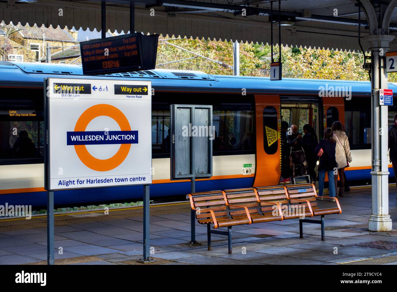 Willesden Junction Station, Harlesden, Borough of Brent, London, England, UK Stockfoto