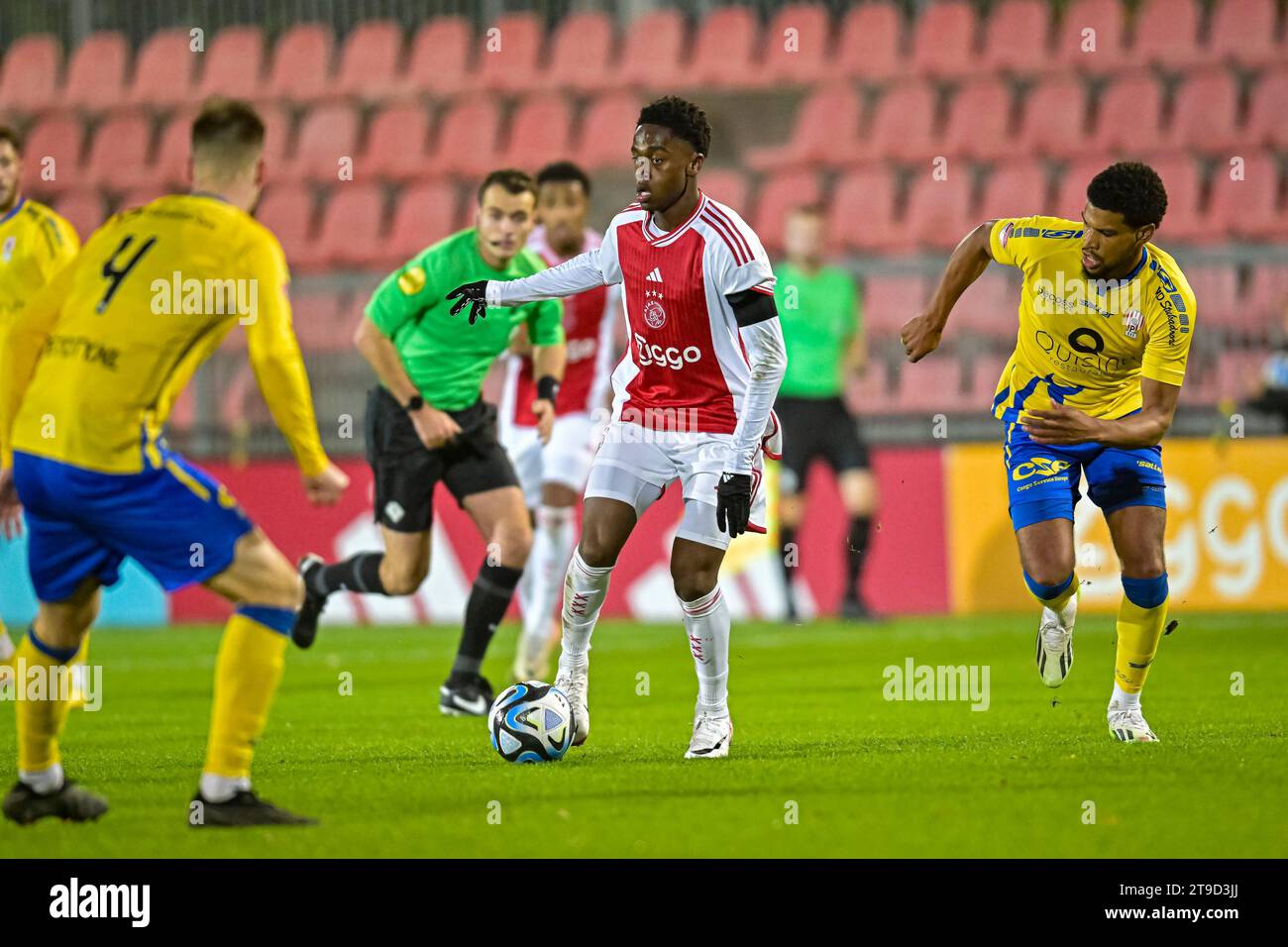 Amsterdam, Niederlande. November 2023. AMSTERDAM, NIEDERLANDE - 24. NOVEMBER: Jaydon Banel von Jong Ajax in Aktion während des niederländischen Keuken Kampioen Divisie Spiels zwischen Jong Ajax und TOP Oss im Sportpark de toekomst am 24. November 2023 in Amsterdam. (Foto von Jan Mulder/Orange Pictures) Credit: Orange Pics BV/Alamy Live News Stockfoto
