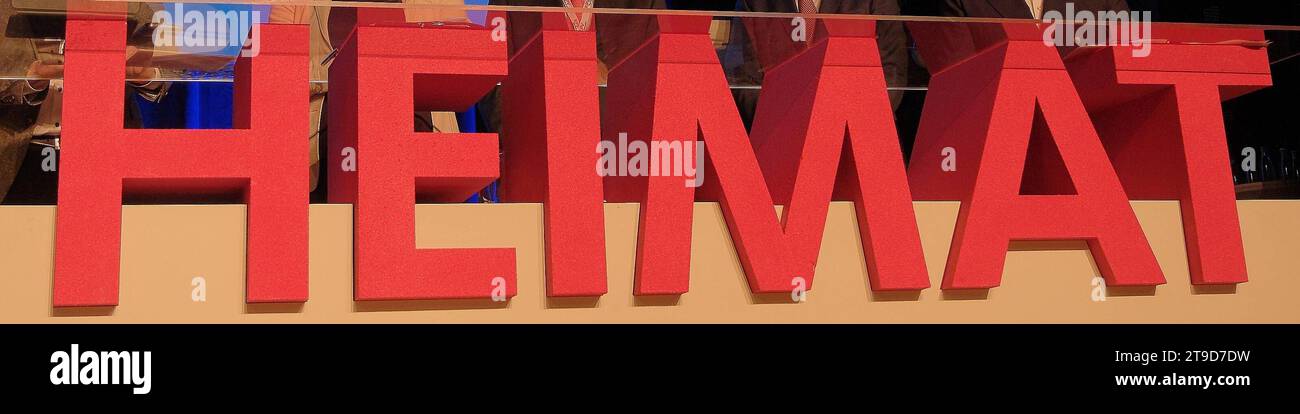 24.11.2023 xkhx Kassel, Kongress-kommunal mit der Bundesvertreterversammlung der Kommunalpolitischen Vereinigung der CDU und CSU Deutschlands KPV Symbolbild HEIMAT *** 24 11 2023 xkhx Kassel, Kongress kommunal mit der Bundesvertreterversammlung der Kommunalpolitischen Vereinigung der CDU und CSU Deutschland KPV Symbolbild HEIMAT KH Credit: Imago/Alamy Live News Stockfoto