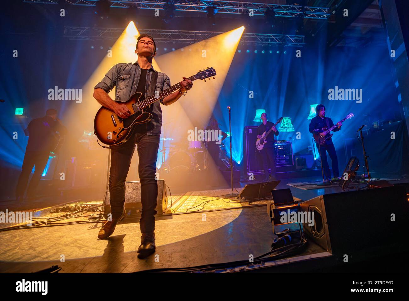 Bexhill, Großbritannien. Freitag, 24. November 2023 Kelly Jones von Far From Saints tritt im de La Warr Pavilion auf © Jason Richardson / Alamy Live News Stockfoto