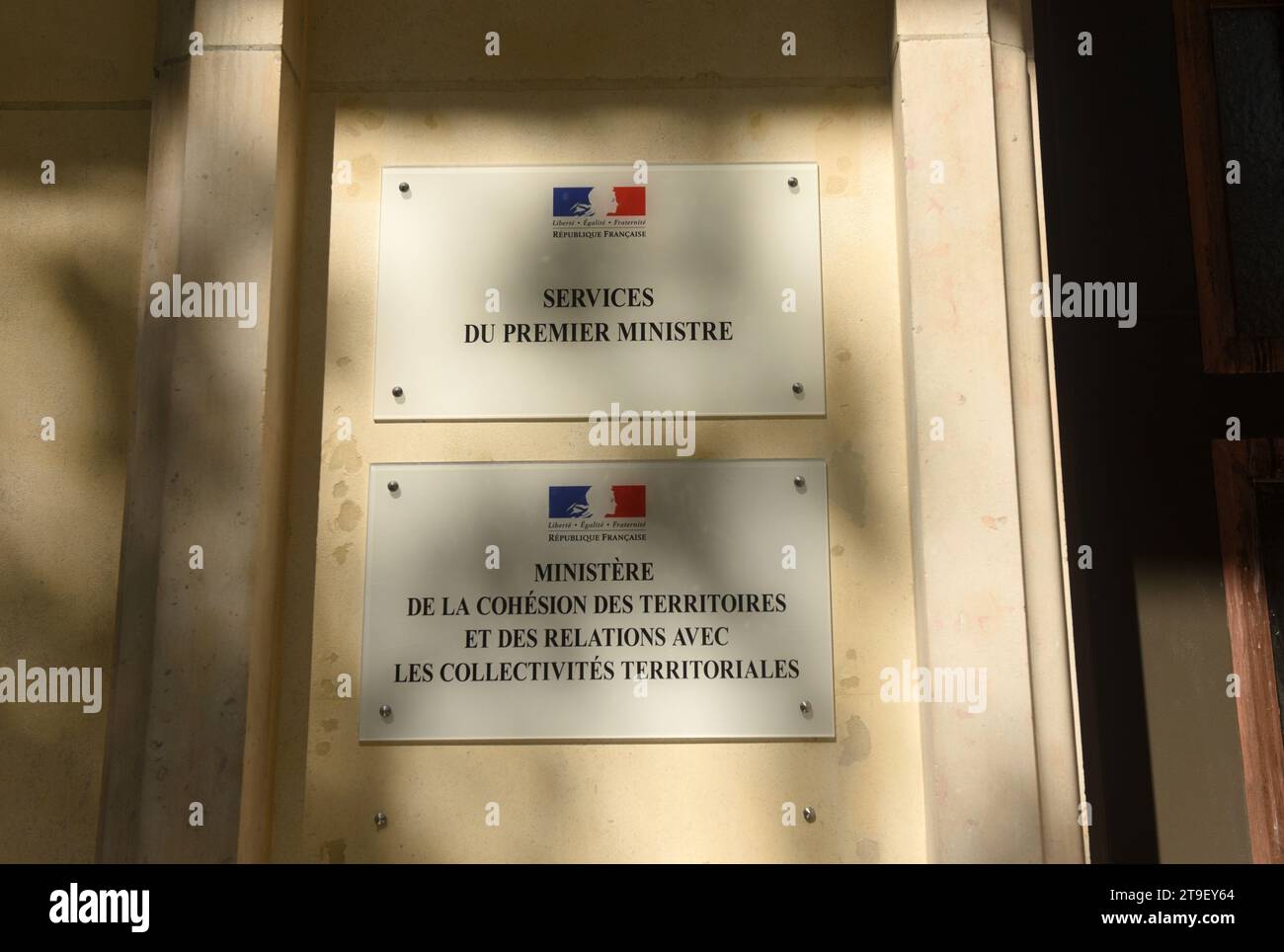 Paris, Frankreich - 30. August 2019: Büro des Premierministers in der Avenue de Ségur in Paris. Stockfoto