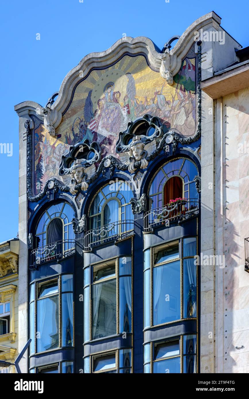Budapest, Bankhaus Török, Szervita tér 3, Henrik Böhm, Ármin Hegedüs 1906, Mosaik von Miksa Roth // Budapest, Török Bank House (Türkisches Bankhaus), S Stockfoto