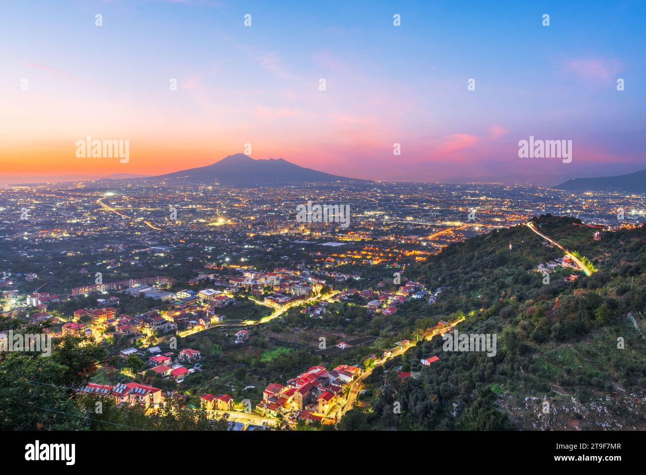 Pompeji, Italien Unter Mt. Vesuv in der Abenddämmerung. Stockfoto