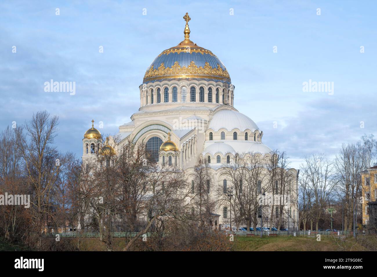 St. Nikolaus Kathedrale an einem Novembertag. Kronstadt, Russland Stockfoto