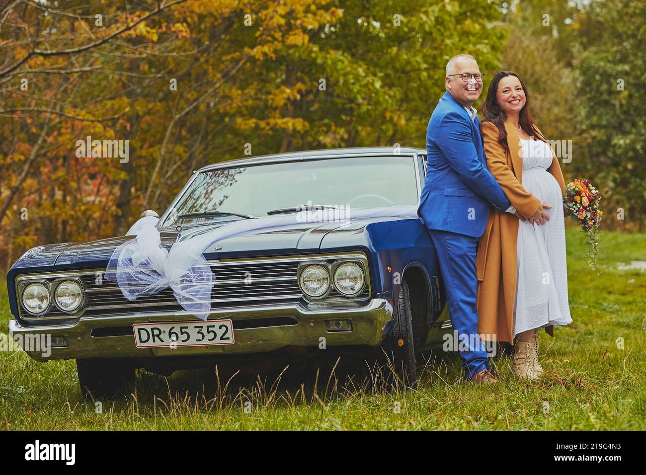 Vejle, Dänemark, 26. Oktober 2023: Verheiratetes Paar erwartet ein Baby Stockfoto