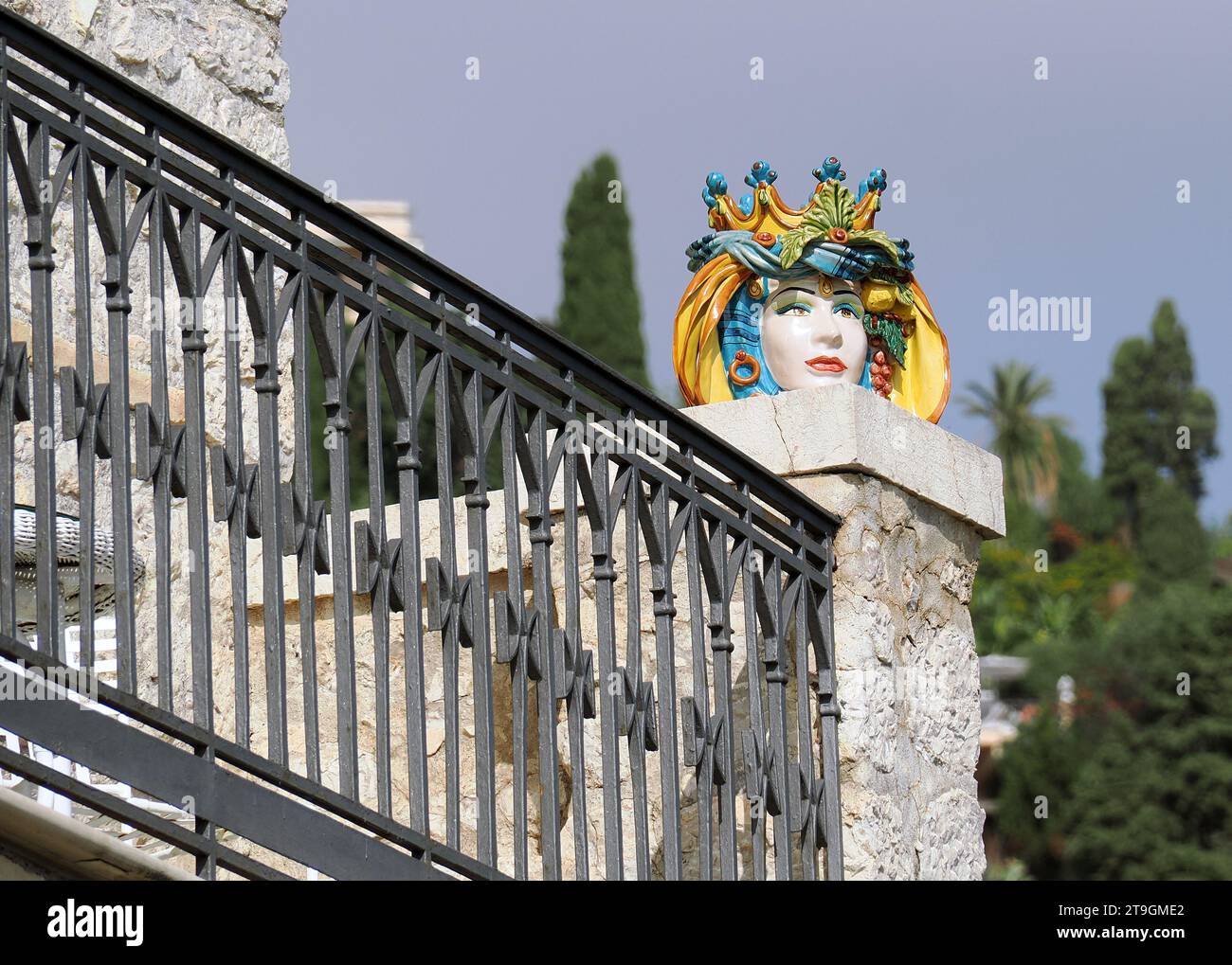 Traditioneller Keramikkopf, Taormina, Sizilien, Sizilien, Italien, Europa Stockfoto