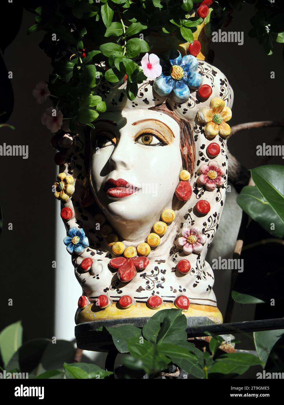 Traditioneller Keramikkopf, Taormina, Sizilien, Sizilien, Italien, Europa Stockfoto