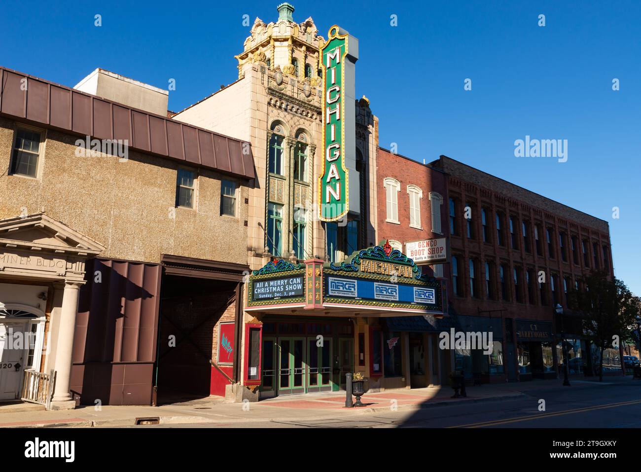Jackson, Michigan - USA - 14. November 2023: Das historische Michigan Theatre, eröffnet 1930 in der Innenstadt von Jackson, Michigan. Stockfoto