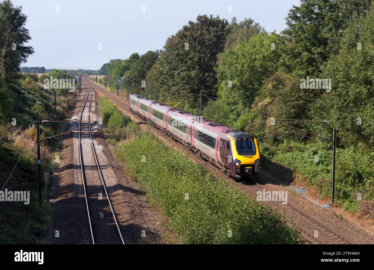 Arriva Crosscountry Züge der Baureihe 221 voyager Zug 221123 vorbei an Fitzwilliam, Yorkshire, Großbritannien Stockfoto