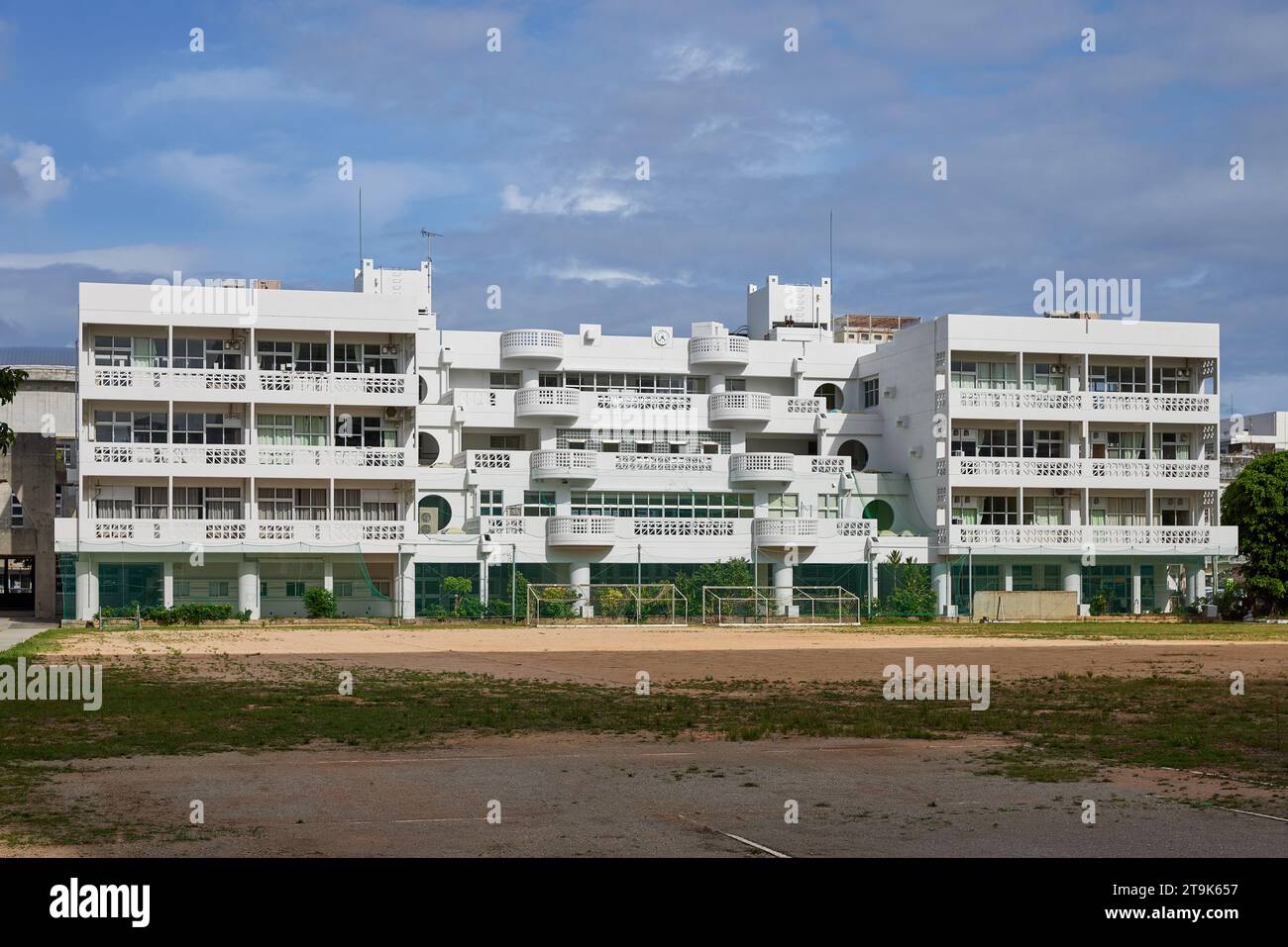 Naha Municipal Kamihara Junior High School (那覇市立神原中学校); Naha, Okinawa, Japan Stockfoto