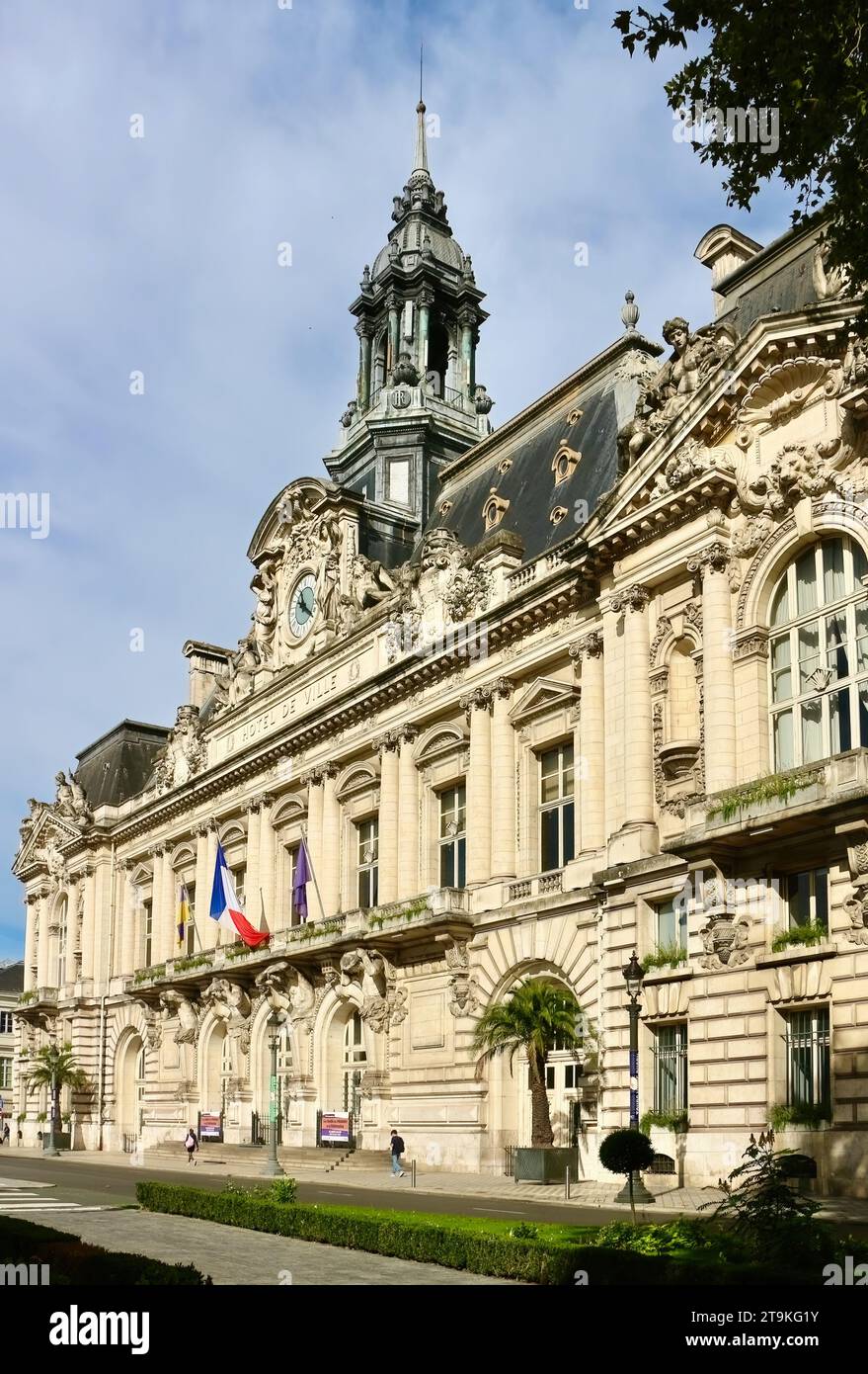 Fassade des Rathauses Hôtel de Ville Place Jean-Jaurès Tours France Stockfoto