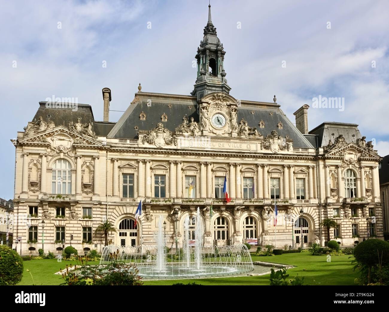 Fassade des Rathauses Hôtel de Ville Place Jean-Jaurès Tours France Stockfoto
