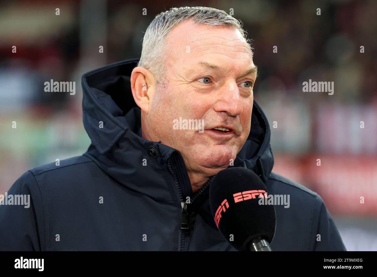 ROTTERDAM, NIEDERLANDE - 26. NOVEMBER: Cheftrainer Ron Jans (FC Utrecht) sieht beim Eredivisie-Spiel von Sparta Rotterdam und FC Utrecht in Het zu Stockfoto