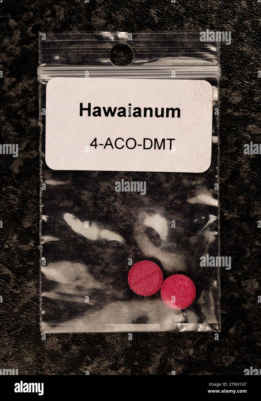 Bongbastic 'Hawaiinium' [20 mg 4-ACO-DMT] - Tryptamine [psychedelische Chemikalien] Stockfoto
