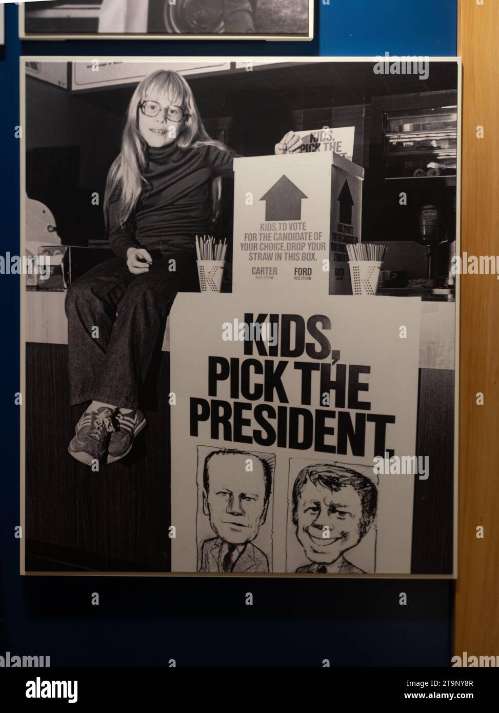 Foto von Amy Carter während Jimmy Carters Präsidentschaftswahlkampf. Das Foto ist in der Jimmy Carter Presidential Library and Museum ausgestellt Stockfoto