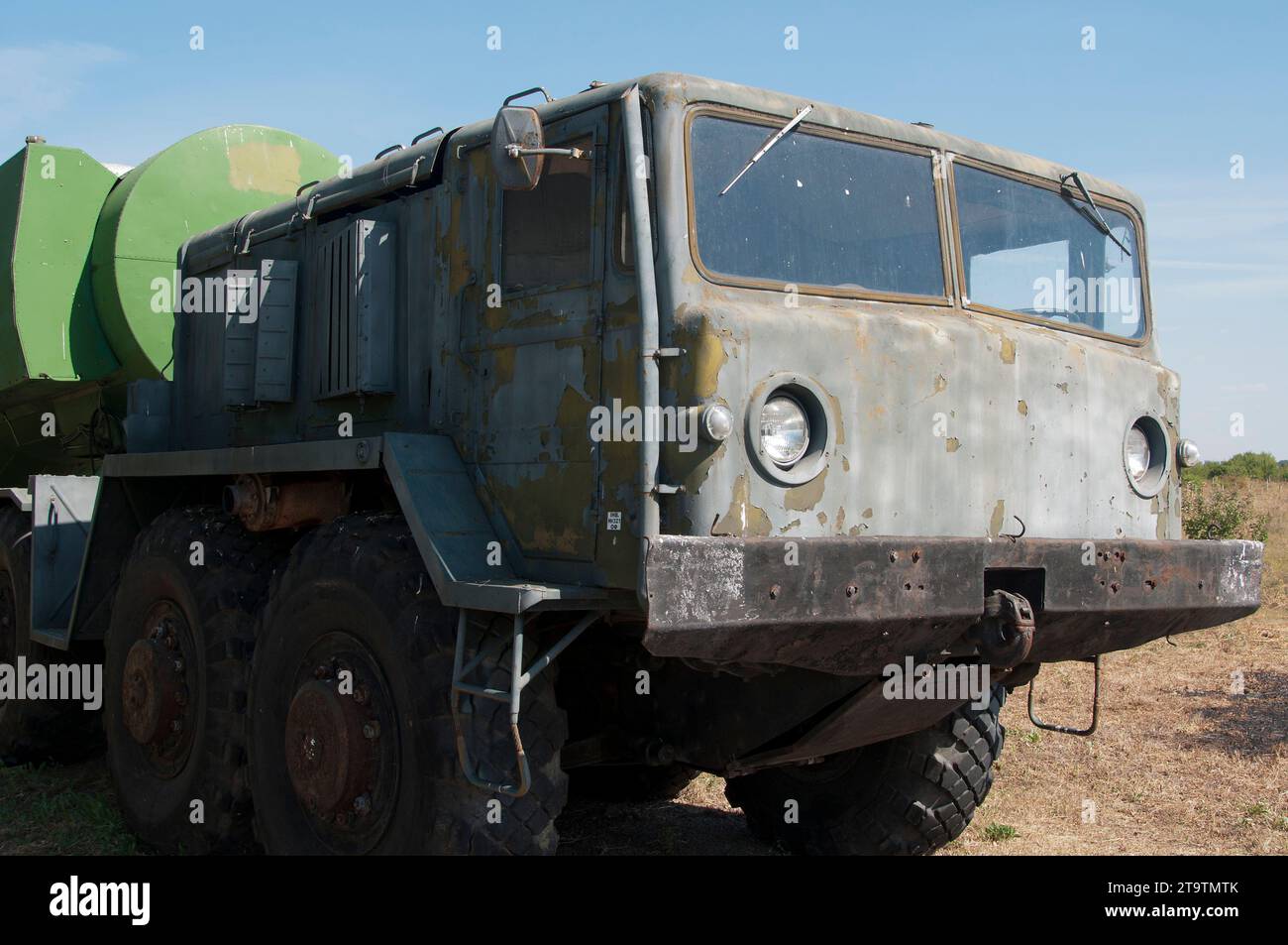 MAZ-537 Militärfahrzeug Stockfoto