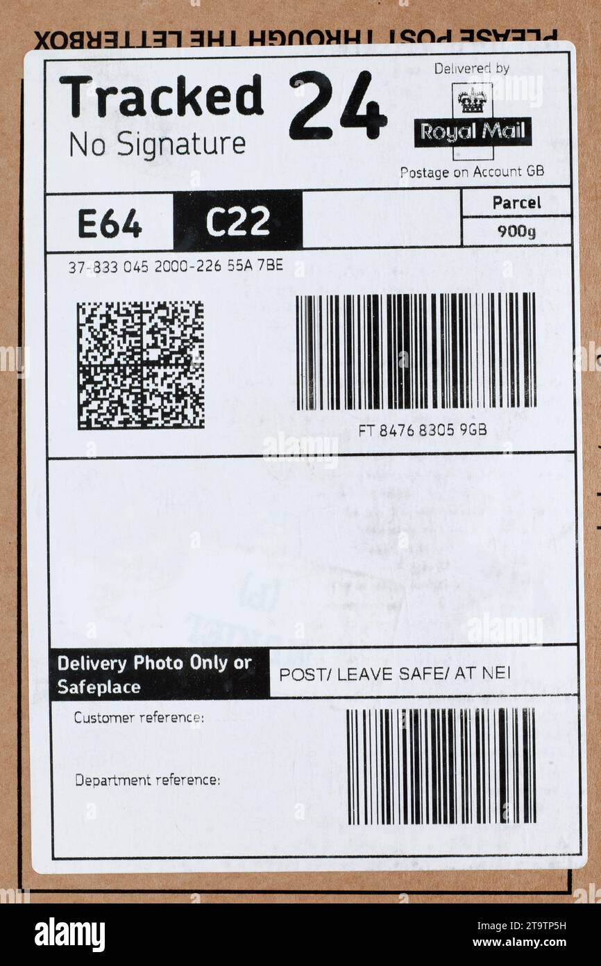 Royal Mail hat 24 keine Unterschrift auf einem Pappkarton aufgezeichnet Stockfoto