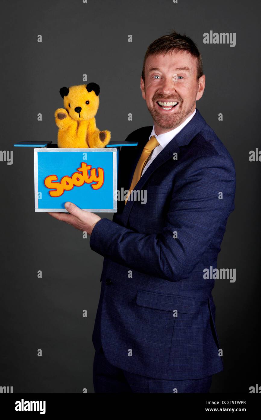 Ruoty mit Richard Cadell im Oldie des Jahres 2023, 23.11.23 Stockfoto