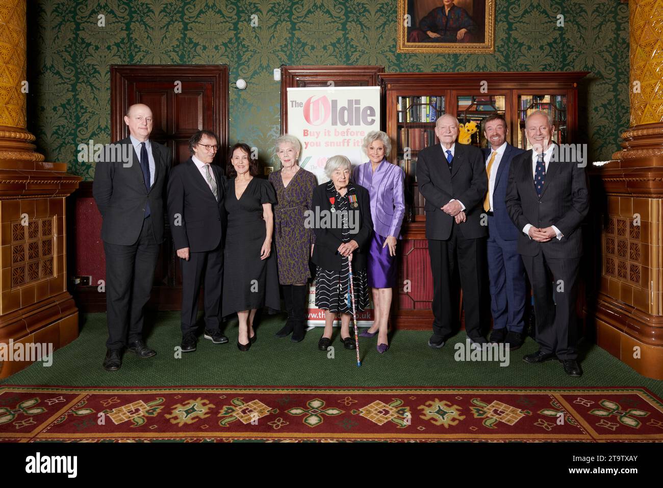 The Oldie of the Year 2023; Angela Rippon; Patricia Owtram; Dame Janet Baker; Richard Cadell. Sooty; Don Black; Dame Arlene Philips; Julian Glover, Stockfoto