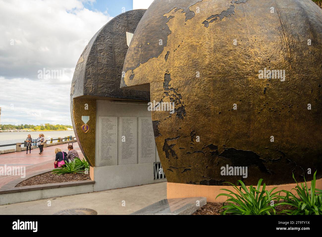 Cracked Earth - Ein World Apart World war 2 Monument in Savannah Georgia Stockfoto