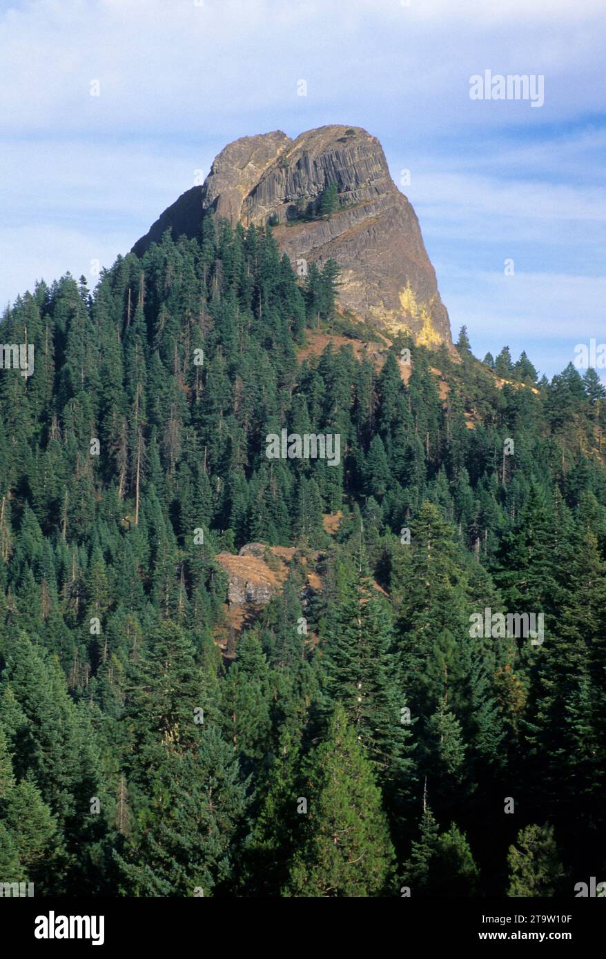 Pilot Rock von Pacific Crest Trail, Soda Mountain Wilderness, Cascade Siskiyou National Monument, Oregon Stockfoto
