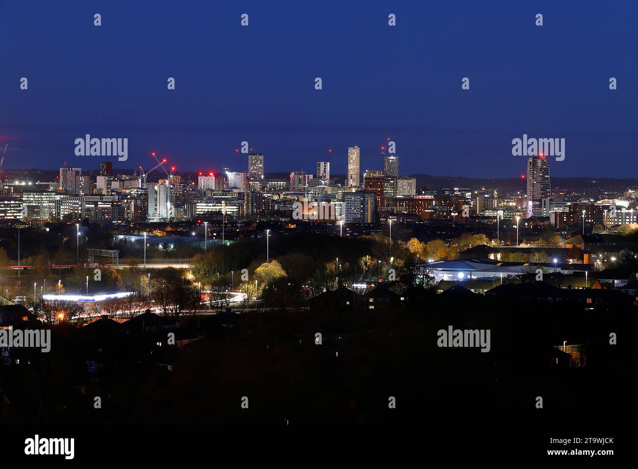 Ein Fernblick auf die Skyline von Leeds City Stockfoto