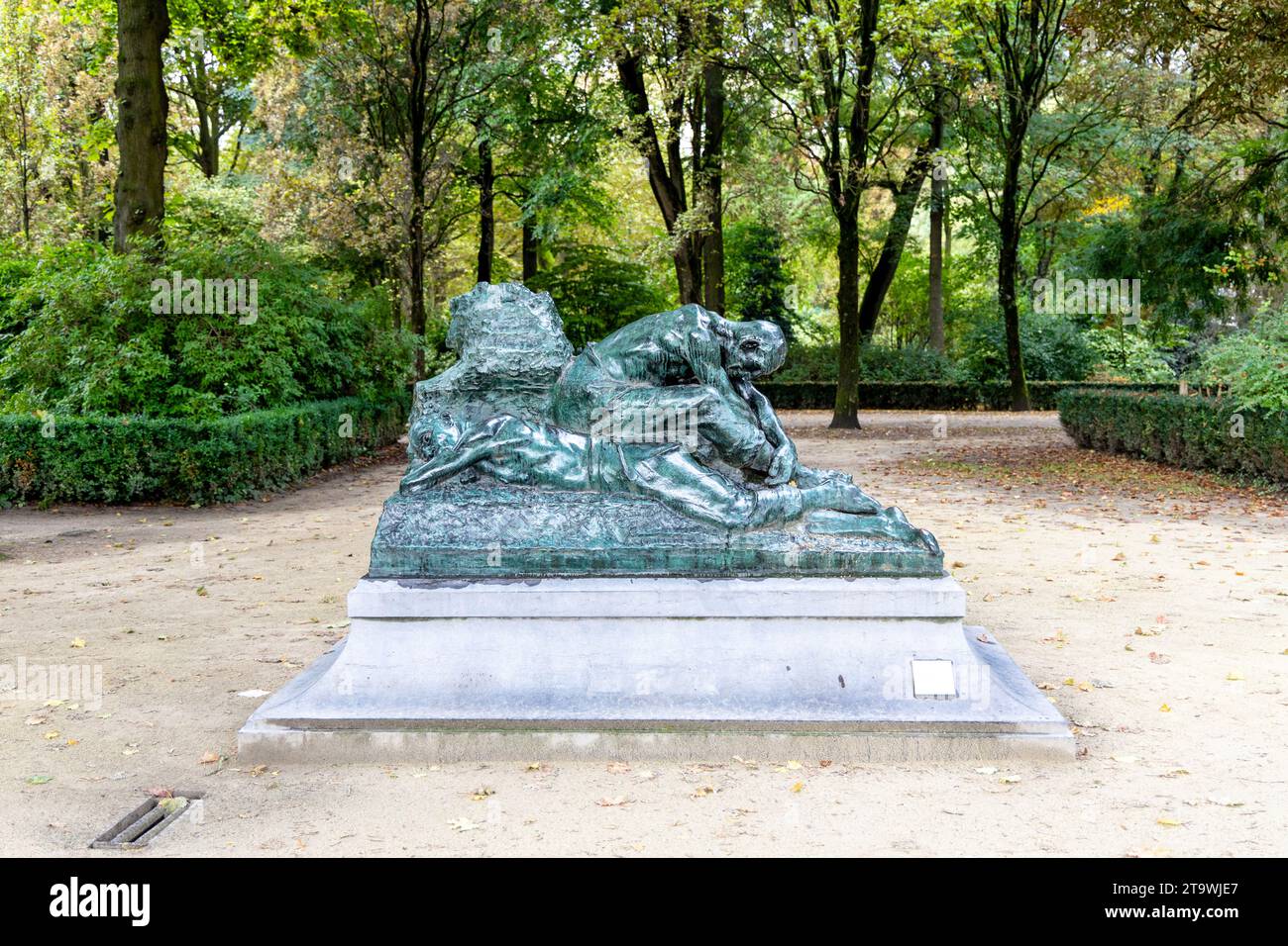Les Bâtisseurs de Ville (1893) Skulptur von Charles van der Stappen, Parc du Cinquantenaire, Brüssel, Belgien Stockfoto