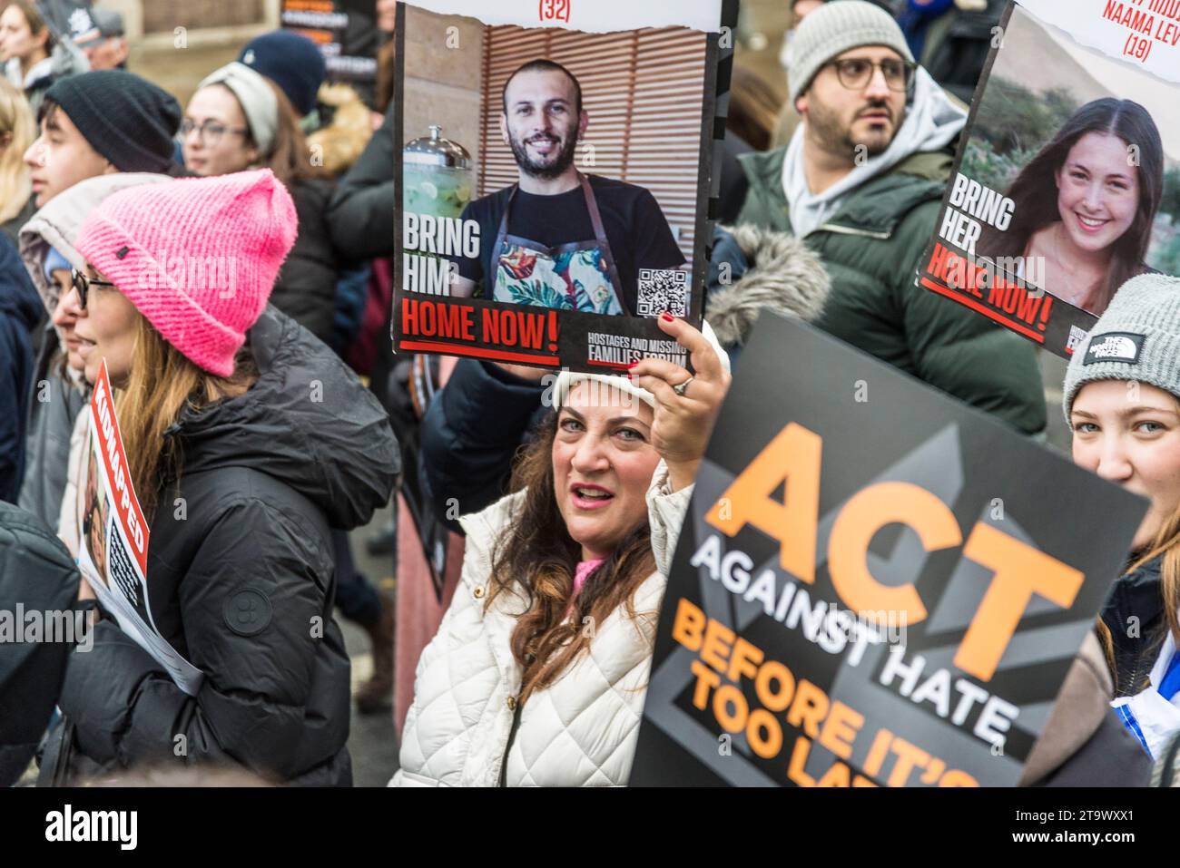 März gegen Antisemitismus, Zehntausende Menschen protestieren gegen eine Zunahme von Hassverbrechen gegen Juden, London, UK, 26/11/2013 Stockfoto