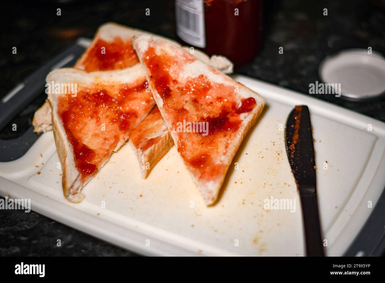 Marmelade auf Toast Stockfoto