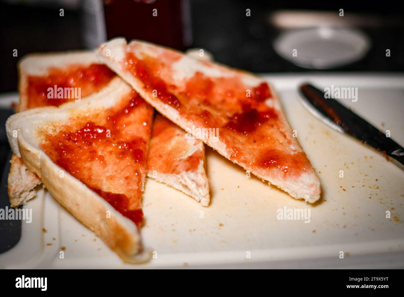 Marmelade auf Toast Stockfoto