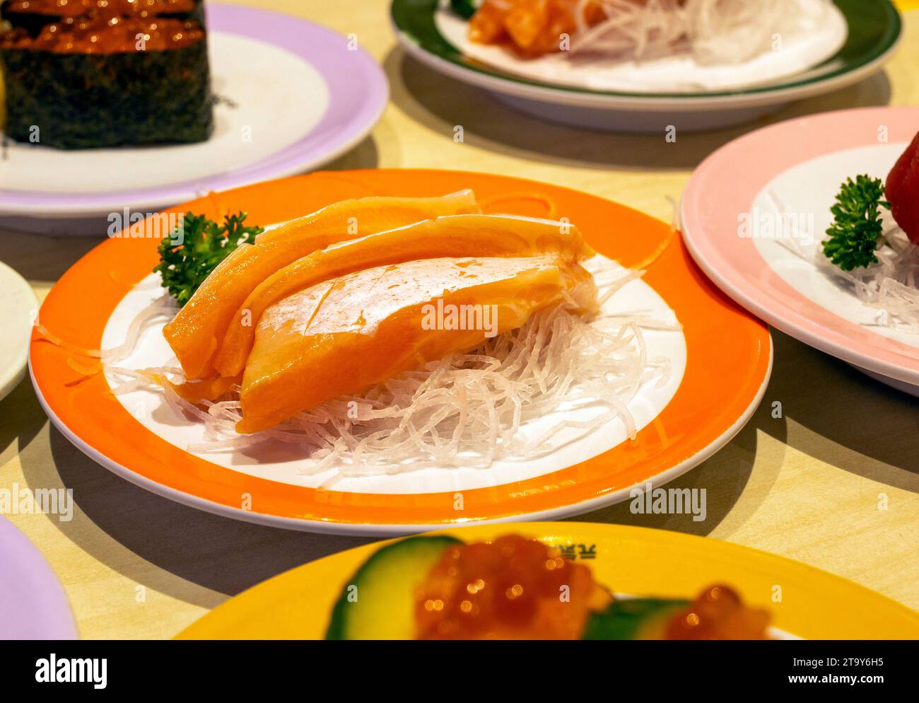 Verschiedene japanische Sushi, Japan. Stockfoto