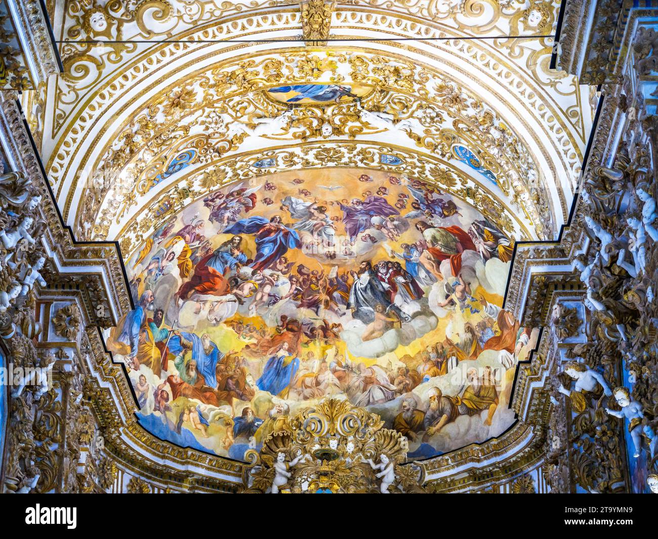 Fresko des Himmels von Michele Blasco (17. Jahrhundert) - Cattedrale di San Gerlando (Kathedrale von Agrigent) - Sizilien, Italien Stockfoto