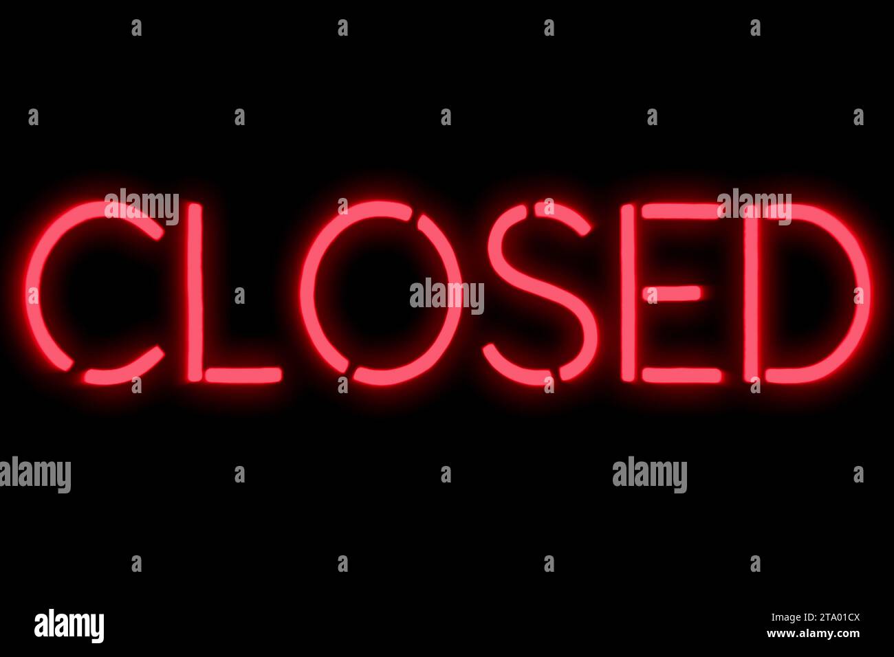 Blinkendes rotes Neonschild auf schwarzem Hintergrund, geschlossenes Restaurant Shop Bar-Schilderkonzept Stockfoto