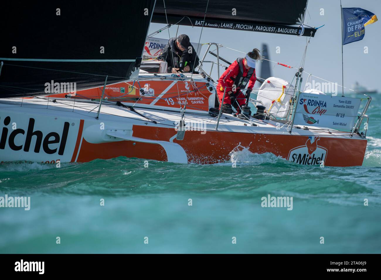 Yann ELIES, Samantha DAVIES (SAINT MICHEL) während des Sardinha Cup, Saint Gilles Croix de Vie, Vendee, Frankreich - Foto Olivier Blanchet / DPPI Stockfoto